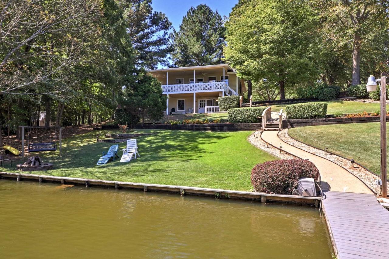 Lakefront Cottage With Private Hot Tub! Buckhead Екстер'єр фото
